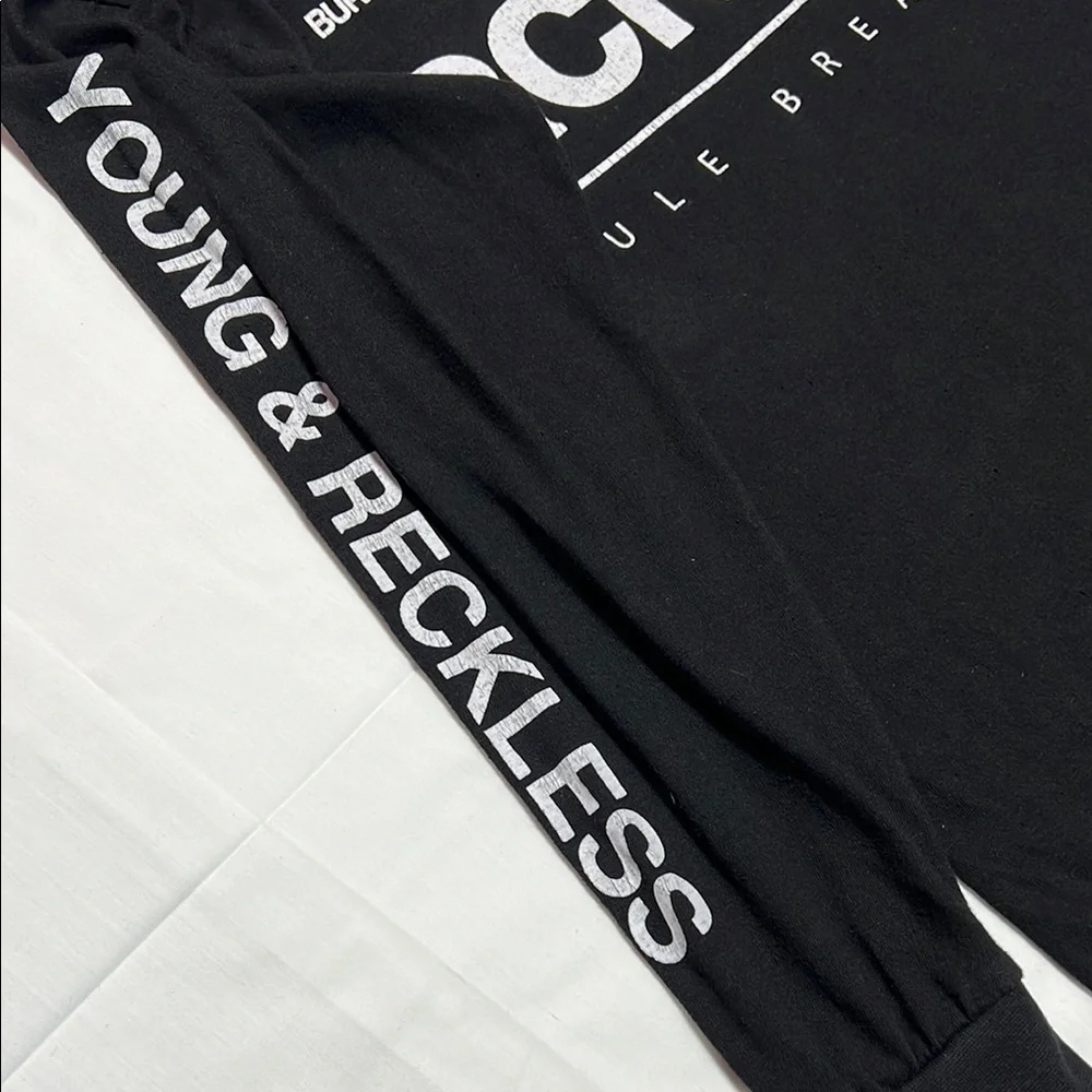 Young and reckless long sleeve spell out men’s size medium rule breakers - Picture 5 of 10